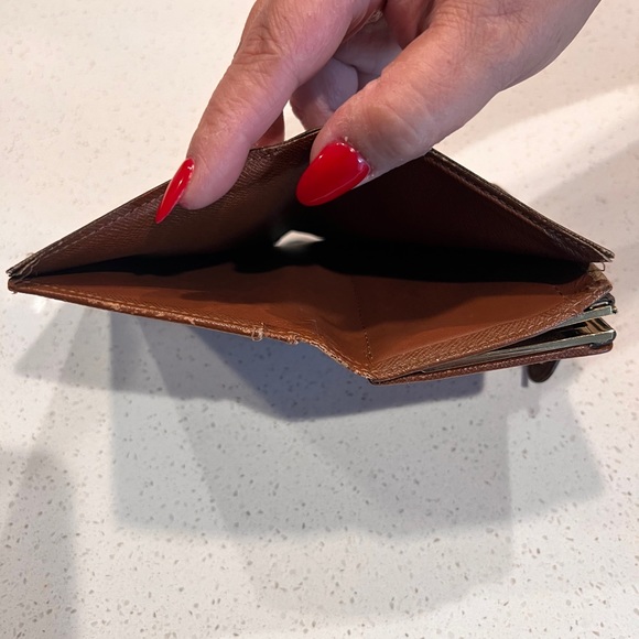 Authentic Louis Vuitton Kisslock Wallet Monogram - Picture 7 of 9